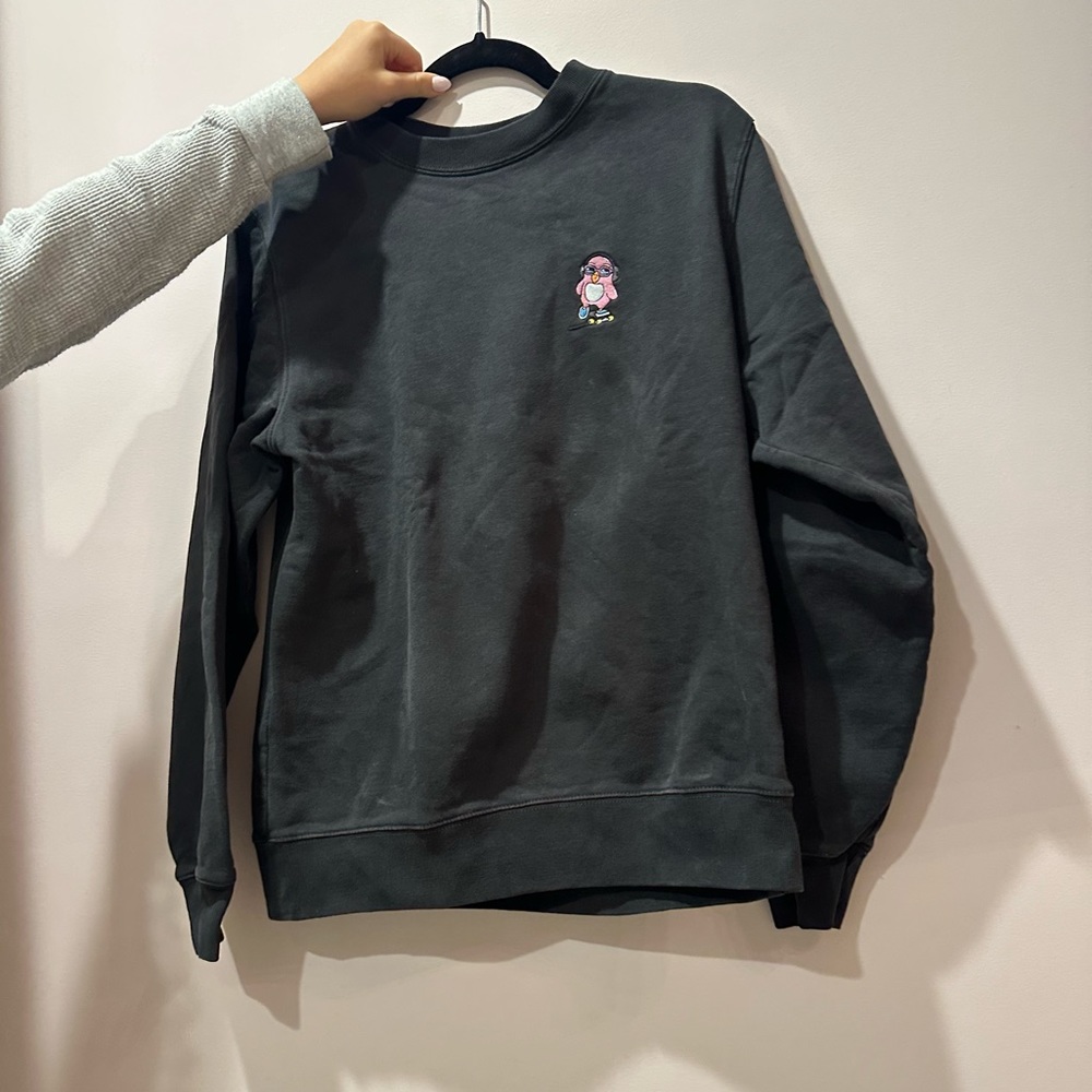 BRANDY MELVILLE VINTAGE CREWNECK